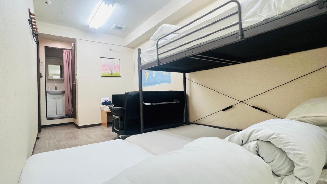 Guest House B'S Fiveⅱ Осака Экстерьер фото